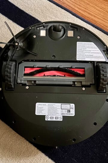 robot vacuum.